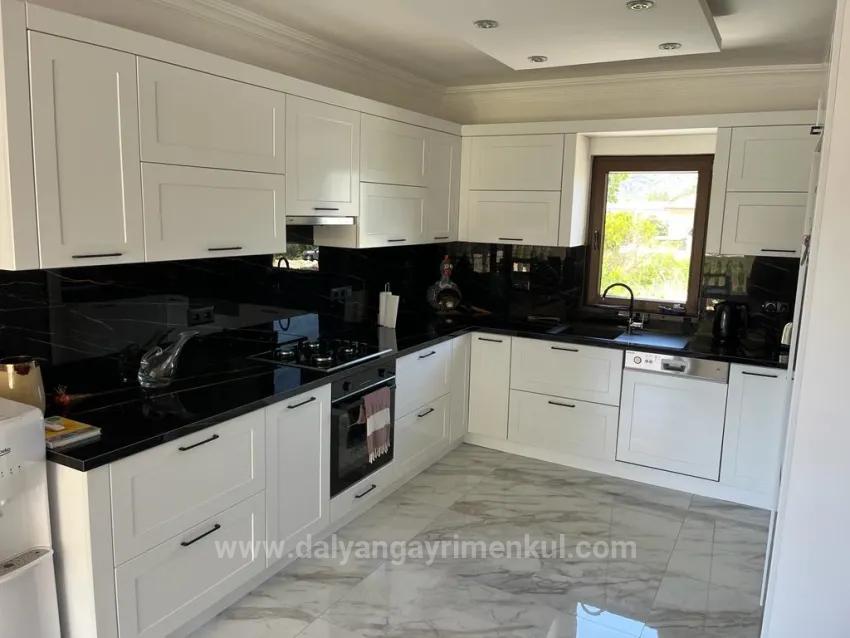 Dalyan In Arıkbaşı 4+1 Zu Verkaufende Villa