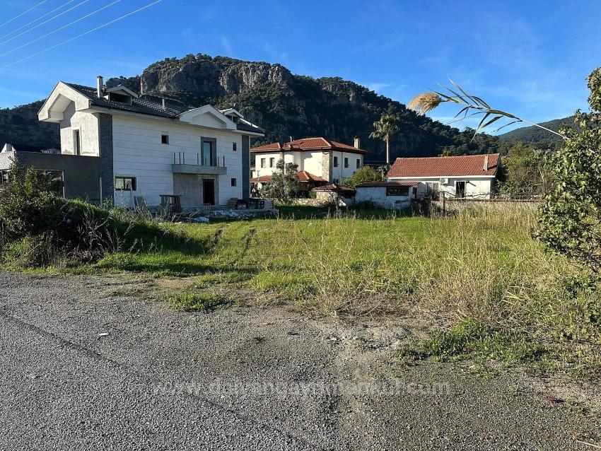 841 M² Großes Grundstück Zum Verkauf In Dalyan Gülpınar Mit 15 % Bebauung.