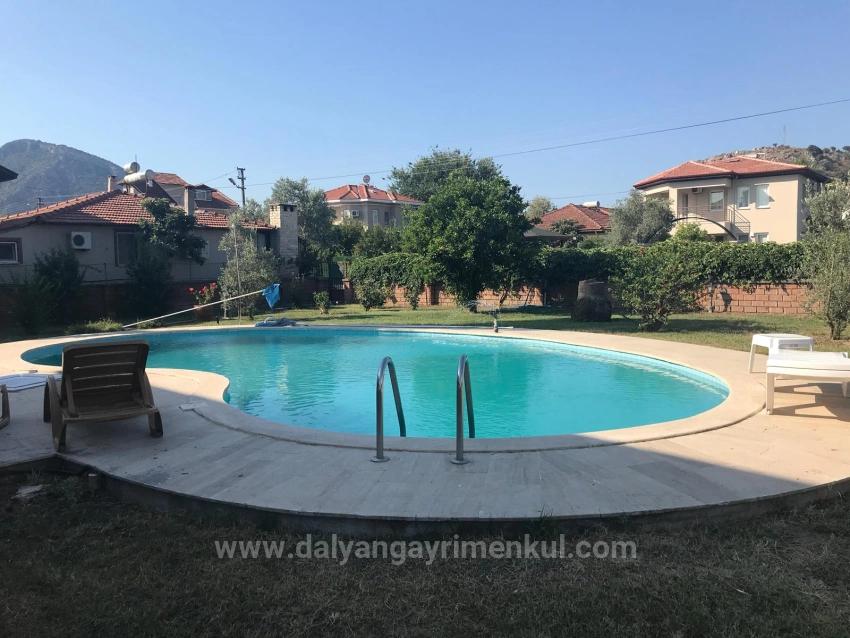 4+1 Villa Zum Verkauf Auf Einem 1000 M² Großen Grundstück In Dalyan