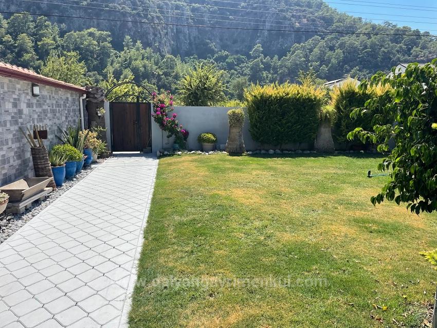 4+1 Villa Zum Verkauf Auf Einem 720 M² Großen Grundstück In Dalyan Gülpınar