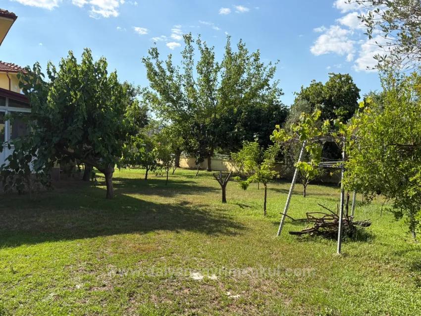 Dalyan Gülpınar 1000M2 Plot Of Land Inside 4+2 For Sale Villa