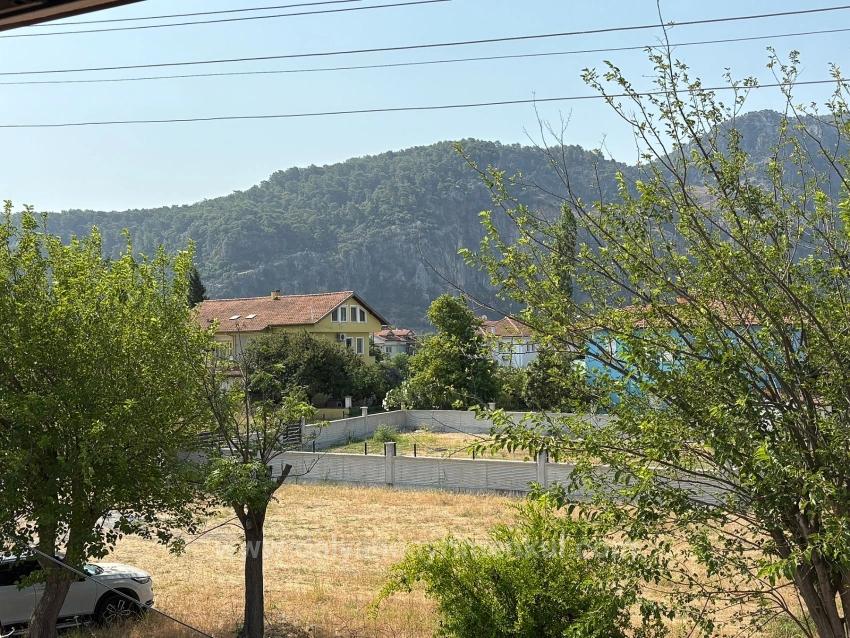 Two-Story House For Sale On A 514M2 Plot In Okçular.
