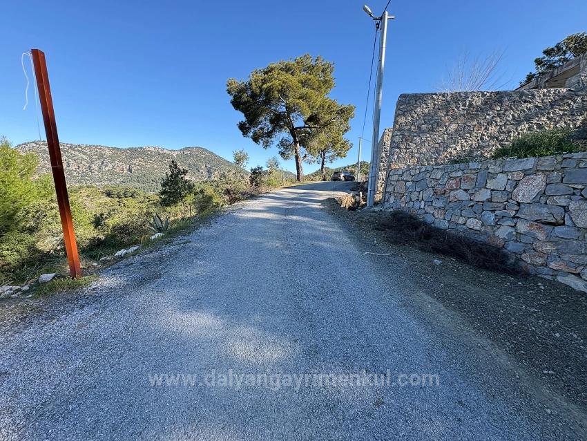 1000M2 Land For Sale With Sea View In Gökbel Village Residential Area