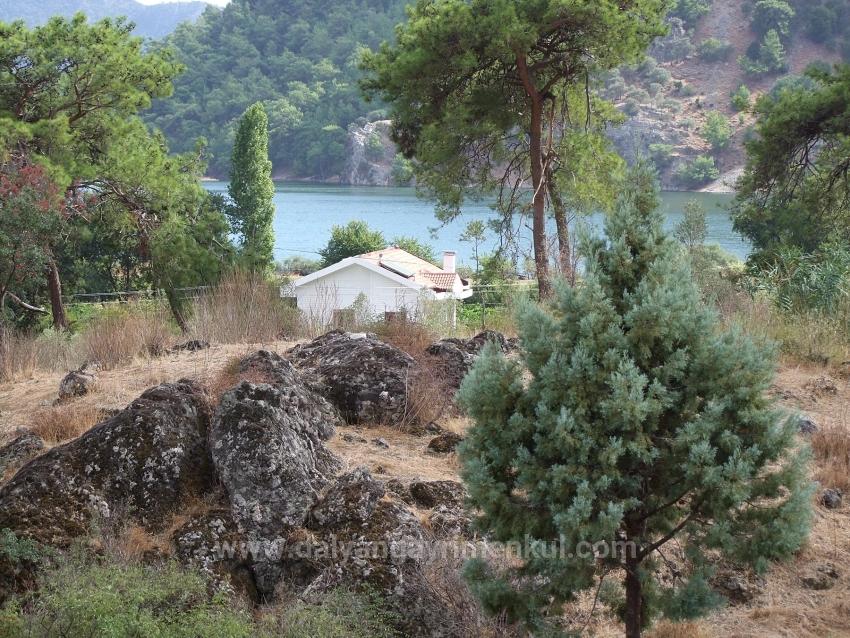 5+2 Villa For Sale In Çandır With Sea And Lake View