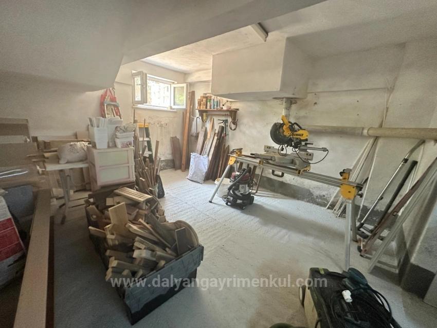 3+1 Villa For Sale On A 1151M2 Plot In Okçular