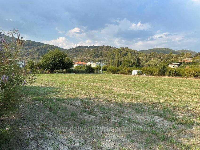 1160M2 Plot For Sale In Rızai-Taksim Within The Village Residential Area In Çandır