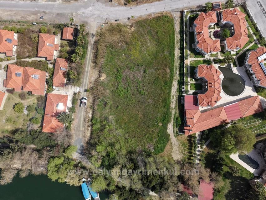 2600M2 Land For Sale In Dalyan Gülpınar, Next To The Canal, With 20% Tourism Zoning