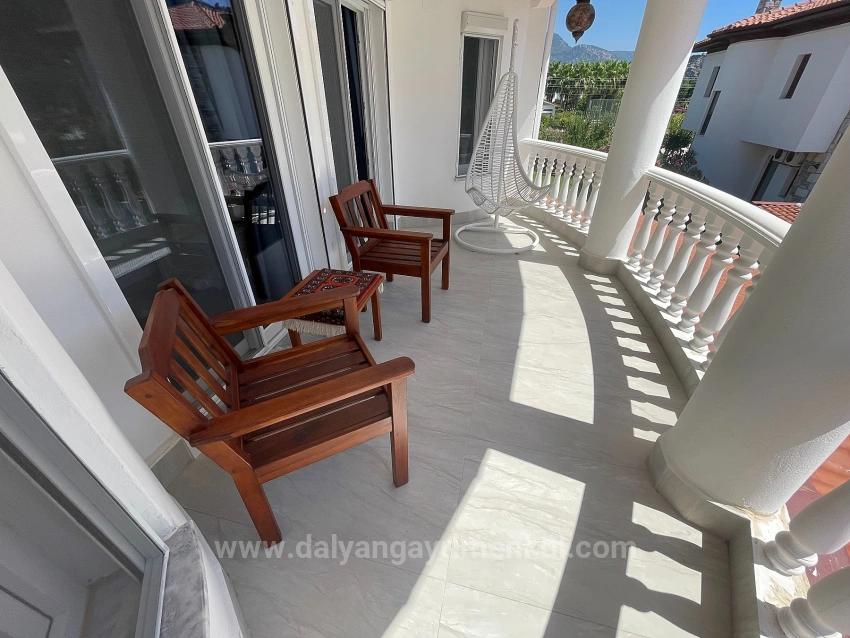 4+1 Villa For Sale On A 720M2 Plot In Dalyan Gülpınar