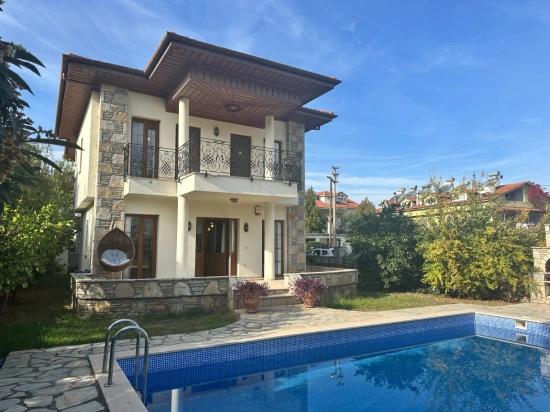 4+1 Villa For Sale On A 500M2 Plot Close To Dalyan Center
