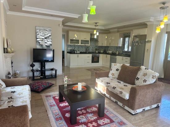 4+1 Villa For Sale On A 500M2 Plot Close To Dalyan Center