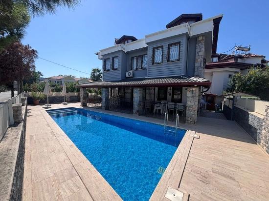 5+1 Villa For Sale On A 301M2 Plot In Dalyan