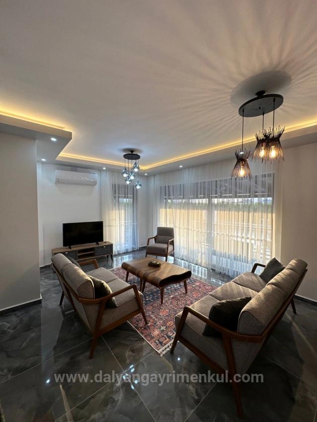 Вилла 4+1 На Продажу В Эскикёе, Расположенная На Участке Площадью 14 136 М2