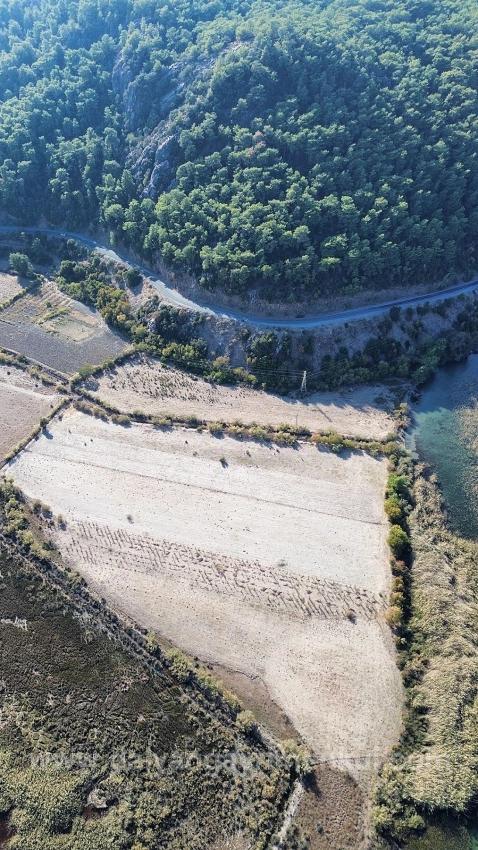 Продается Земельный Участок Площадью 3210 М² (2 Спальни) В Чандыре, Прямо На Берегу Озера.