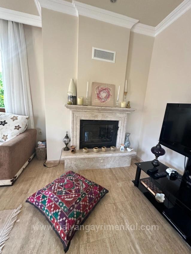 Dalyan Merkeze Yakın 500M2 Arsa İçerisinde 4+1 Satılık Villa