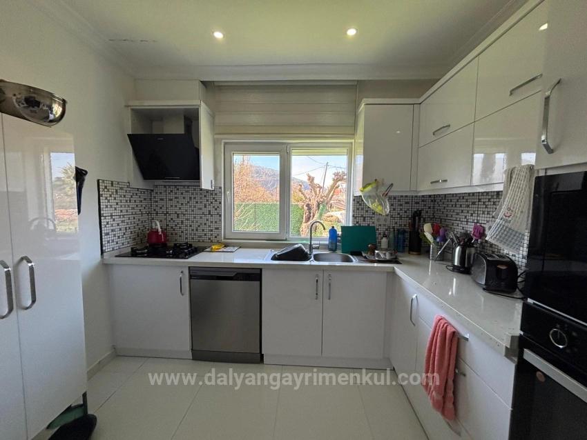 Okçular'da 459M2 Arsa İçerisinde 2+1 Satılık Tek Katlı Ev