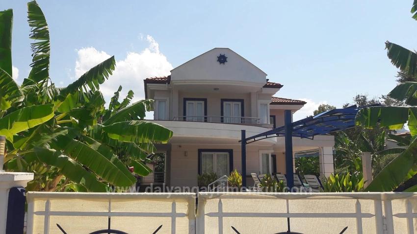 Dalyan Gülpınar 573M2 İçerisinde Satılık 4+1 Villa