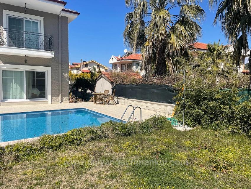 Dalyan Gülpınar'da 514M2 Arsa İçinde Satılık Villa