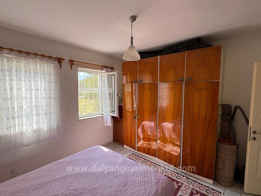 Okçular'da 514M2 Arsa İçerisinde 2 Katlı Satılık Ev