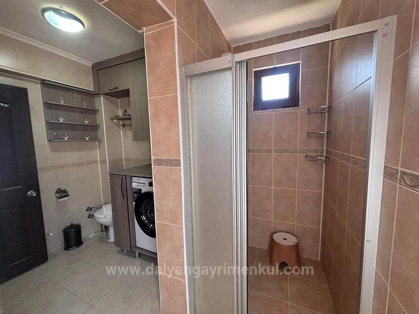 Dalyan'da 301M2 Arsa İçerisinde 5+1 Satılık Villa