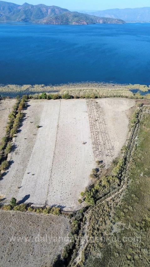 Çandır'da Göle Sıfır 3210M2 Satılık 2B Arazisi