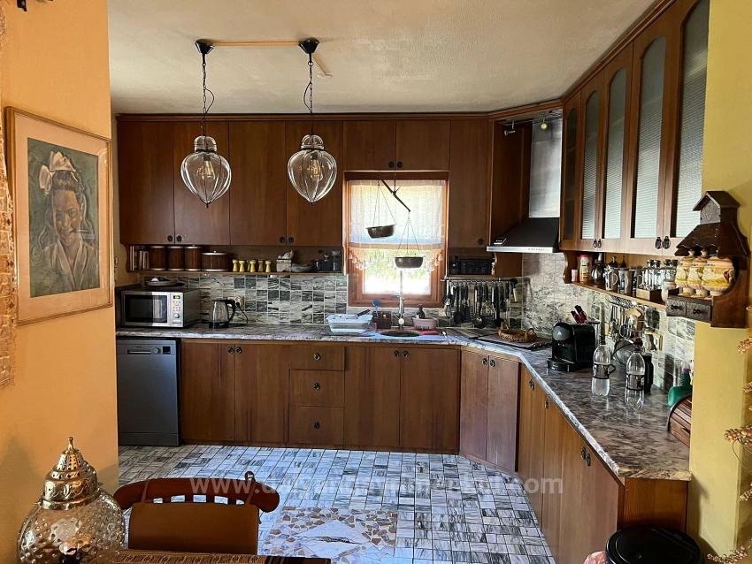 Dalyan Gülpınar'da 580M2 Arsa İçerisinde Satılık Taş Villa