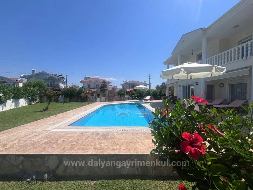 Dalyan'da 848M2 Kral Mezarları Manzaralı 3+1 Satılık Villa