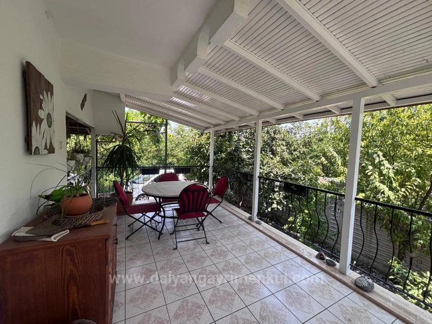 Okçularda 1151M2 Arsa İçinde 3+1 Satılık Villa