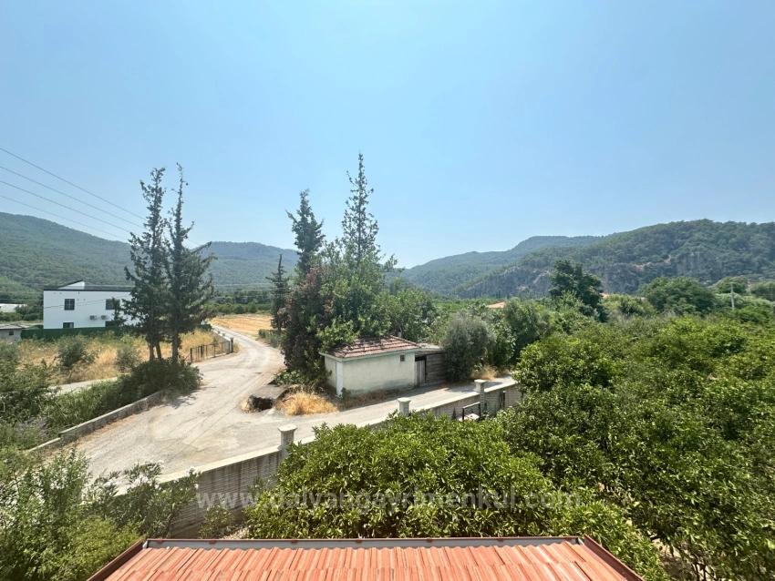 Okçularda 1151M2 Arsa İçinde 3+1 Satılık Villa